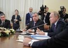 20 декабря 2019. Президент РФ Владимир Путин на неформальной встрече лидеров государств Содружества Независимых Государств (СНГ) в Президентской библиотеке имени Б. Н. Ельцина. Слева направо на втором плане - президент Туркменистана Гурбангулы Бердымухамедов и президент Таджикистана Эмомали Рахмон. Место: Россия, Санкт-Петербург. Автор: Сергей Гунеев/РИА Новости. Рабочая поездка президента РФ В. Путина в Санкт-Петербург