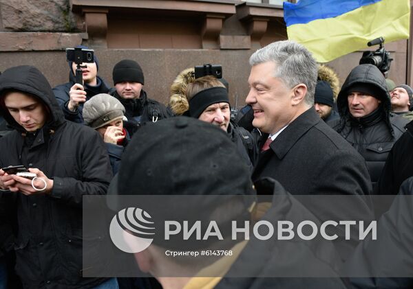 Допрос экс-президента Украины П. Порошенко