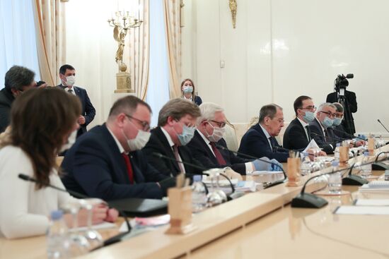 Встреча глав МИД РФ и Ирана С. Лаврова и Д. Зарифа 