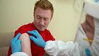 Выписка добровольцев, испытавших вакцину от COVID-19