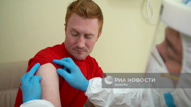 Выписка добровольцев, испытавших вакцину от COVID-19