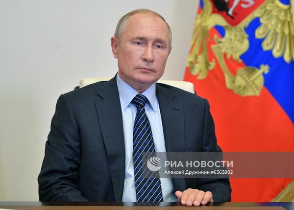 Встреча президента РФ В. Путина с вице-премьером РФ М. Хуснуллиным