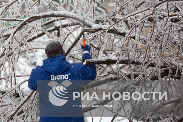 Последствия снежного циклона в Приморье