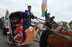Жители Агджабединского района Азербайджана празднуют возвращение Лачинского района. Лачинский район со вторника официально перешел под контроль Азербайджана согласно договоренностям о прекращении огня в Нагорном Карабахе. Место: Азербайджан. Автор: Алексей Куденко/РИА Новости. Празднования в Азербайджане по случаю возвращения Лачинского района