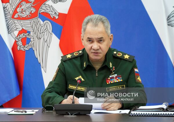 Рабочая поездка министра обороны РФ С. Шойгу в войска ЦВО