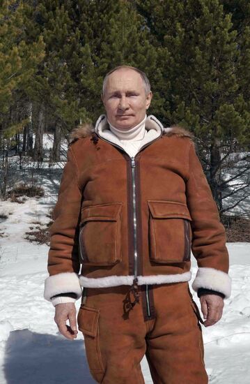 Отдых президента РФ В. Путина в Сибири