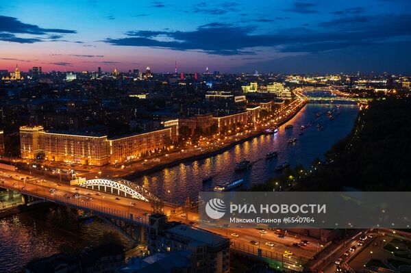 Ночная Москва