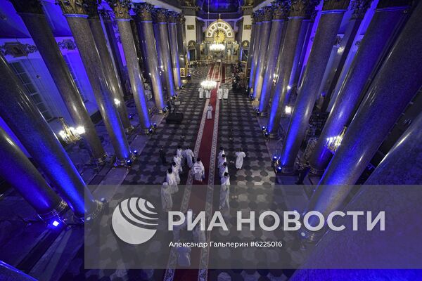 Пасхальное богослужение в регионах России