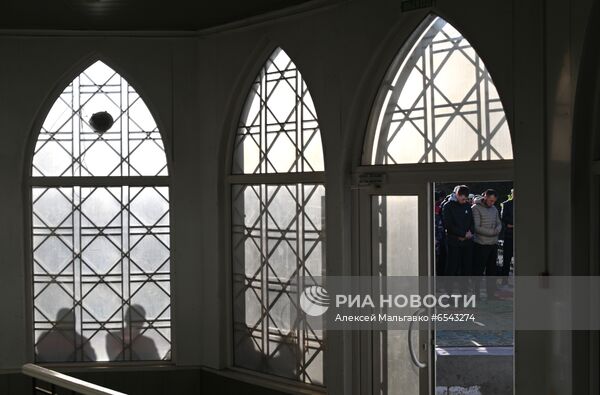 Празднование Ураза-байрама в России