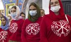 Девушки из братства Александра Невского на службе посвященной прибытию мощей святого Александра Невского на Сахалин в кафедральном соборе Южно-Сахалинска. Прибытие мощей осуществляется в рамках крестного хода, организованного Московским патриархатом в рамках празднования 800-летия со дня рождения Александра Невского. Место: Россия, Сахалинская область, Южно-Сахалинск. Автор: Сергей Русанов. Фото недели