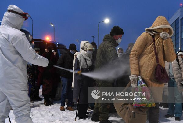 Российские военные эвакуировали граждан РФ из Казахстана