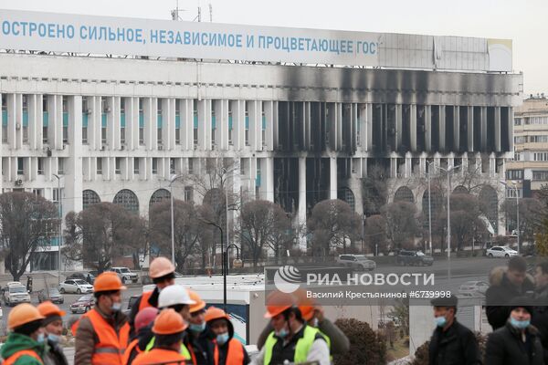 Восстановительные работы после беспорядков в Алма-Ате