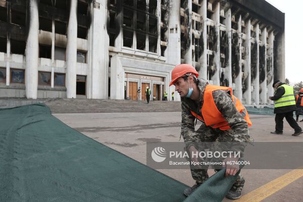 Восстановительные работы после беспорядков в Алма-Ате
