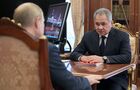 13 января 2022. Президент РФ Владимир Путин и министр обороны РФ Сергей Шойгу (справа) во время встречи. Место: Россия, Москва. Автор: Алексей Никольский/РИА Новости. Президент РФ В. Путин встретился с министром обороны РФ С. Шойгу