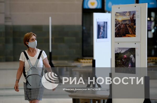 Открытие выставки победителей конкурса им. Андрея Стенина в Буэнос-Айресе