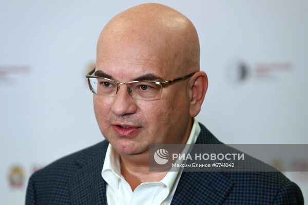 Гайдаровский форум 2022