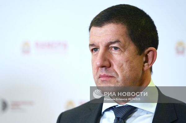 Гайдаровский форум 2022