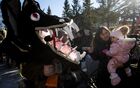 Фольклорный праздник Сурва в Болгарии