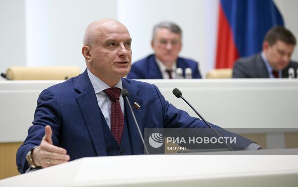 Внеплановое заседание Совета федерации РФ