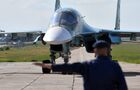Рулежка истребителя-бомбардировщика ВКС России Су-34, задействованного в специальной военной операции. Автор: Михаил Воскресенский/РИА Новости. Самолеты-бомбардировщики Су-34 в зоне спецоперации