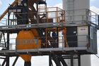 Специалист военно-строительного комплекса Министерства обороны РФ на строительстве жилых кварталов в Мариуполе. Военно-строительная компания Минобороны РФ планирует к ноябрю 2022 года ввести в эксплуатацию жилой квартал из 12 пятиэтажных домов для людей, которые остались без жилья. Место: Донецкая народная республика, Мариуполь. Автор: Павел Лисицын/РИА Новости. Военные строители из РФ возводят жилые дома в Мариуполе