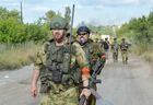 Бойцы 6-го казачего полка имени Платова ЛНР и специального полка полиции имени Героя России Ахмата-Хаджи Кадырова в Лисичанске. Вооруженные силы России и союзные войска ЛНР взяли под контроль город Лисичанск. Место: Луганская народная республика, Лисичанск. Автор: Виктор Антонюк/РИА Новости. Союзные силы России и ЛНР освободили Лисичанск
