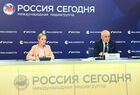 Академик Российской академии наук (РАН) Геннадий Онищенко во время пресс-конференции в Международном мультимедийном пресс-центре "Россия сегодня" в Москве.
Место: Россия, Москва. Автор: Нина Зотина. Пресс-конференция академика РАН Геннадия Онищенко