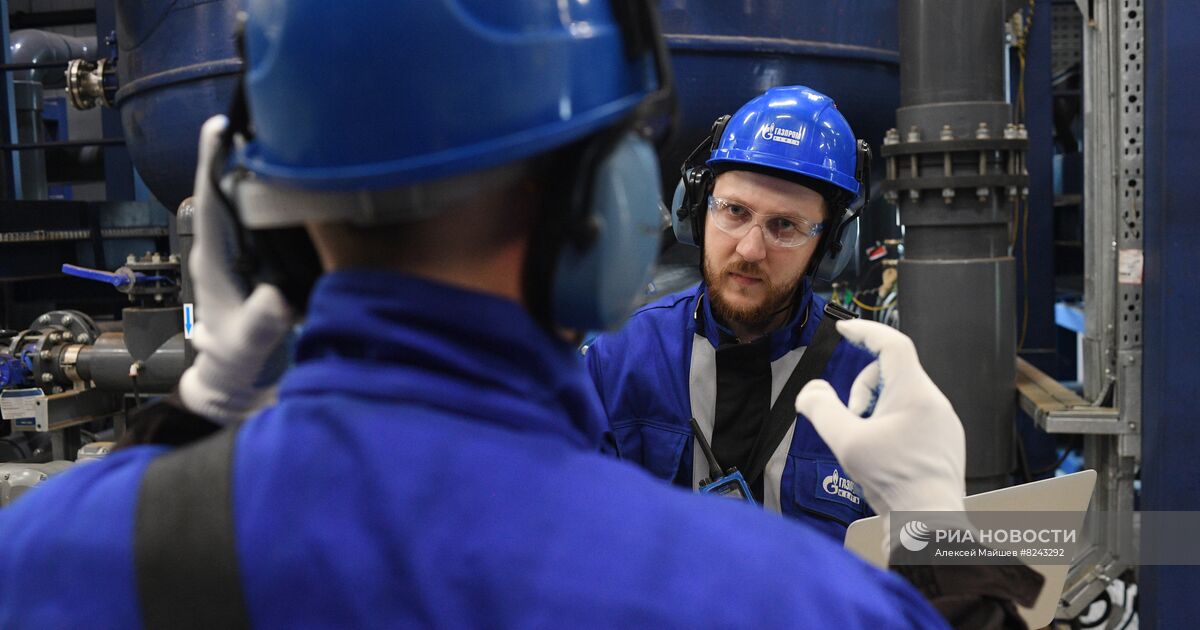 Московский нпз новости. Московский нефтеперерабатывающий завод сотрудники