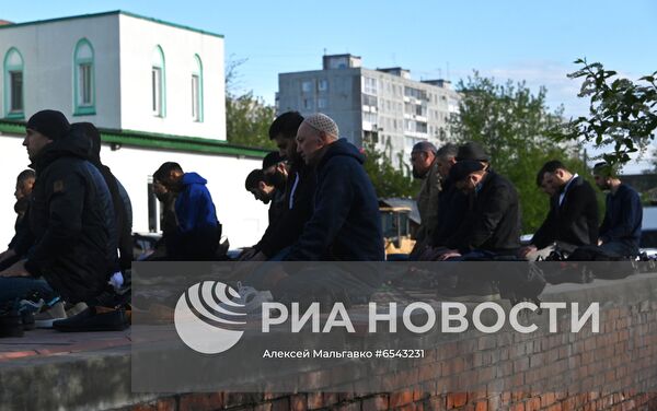 Празднование Ураза-байрама в России