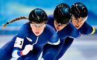 Спортсменки российской сборной, члены сборной России (команда ОКР) Елизавета Голубева, Наталья Воронина и Евгения Лаленкова (слева направо) на дистанции финального забега командной гонки преследования среди женщин в соревнованиях по конькобежному спорту на XXIV зимних Олимпийских играх в Пекине. Место: Китай, Пекин. Автор: Владимир Астапкович. Олимпиада-2022. Конькобежный спорт. Женщины. Командная гонка