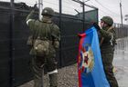 Поднятие флага ЛНР над Станицей Луганской Поднятие флага ЛНР над Станицей Луганской