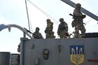 Российские военнослужащие взяли под контроль базу ВМС Украины в Бердянске Российские военнослужащие взяли под контроль базу ВМС Украины в Бердянске