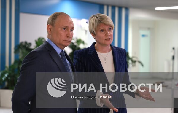 Рабочая поездка президента РФ В. Путина в Сочи